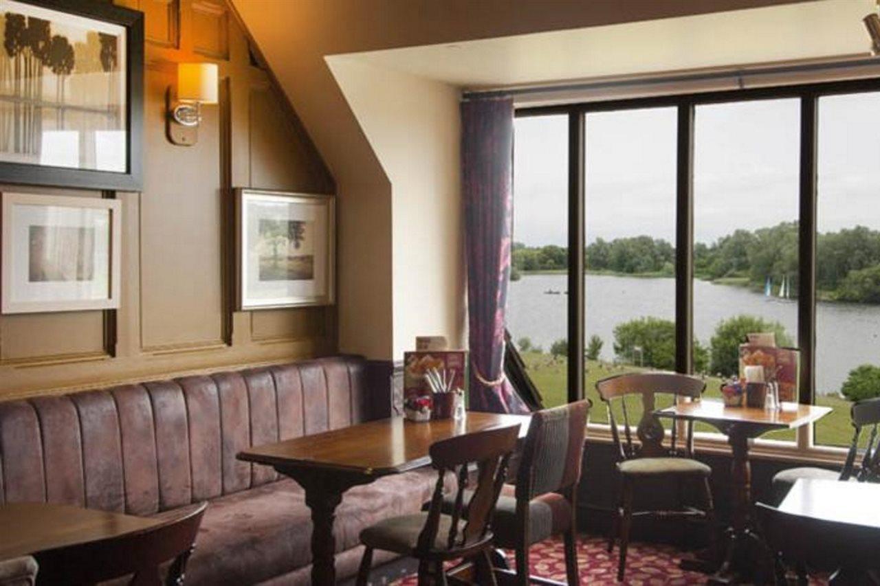 Premier Inn Milton Keynes South Exterior foto